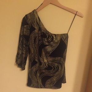 Caché Adorable One Shoulder Top